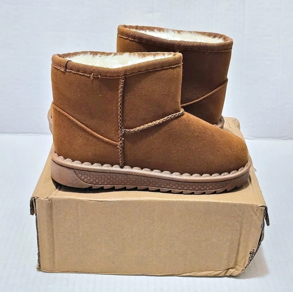 Cozy Snow Boots Kids Unisex Size EU30 Brown Fuzzy Warm Winter Pull-On Casual
